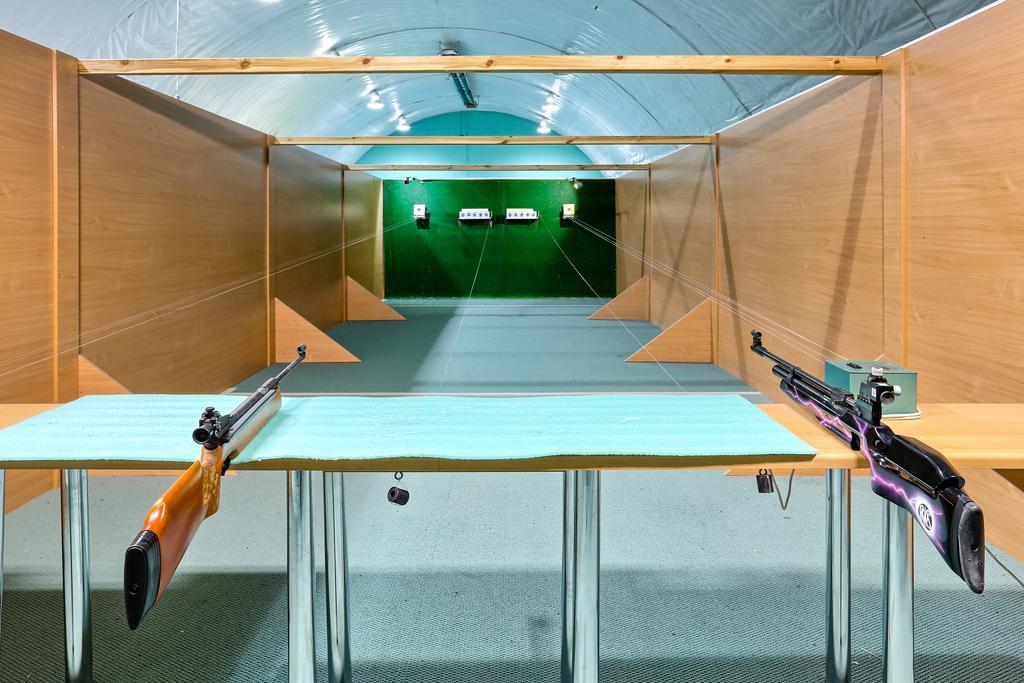 Hotel Tenis Chrzastowice Ngoại thất bức ảnh
