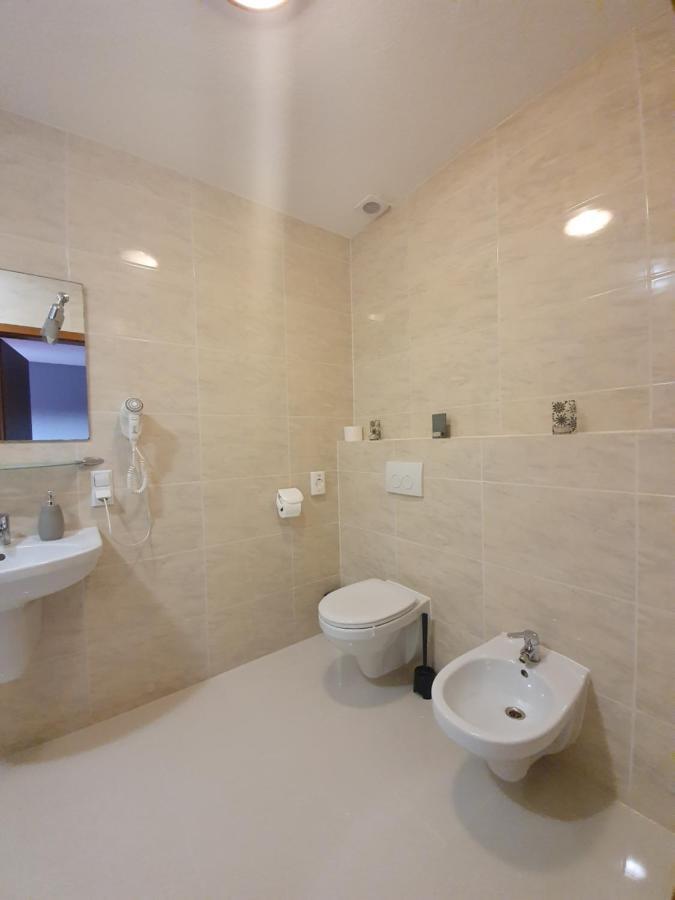 Hotel Tenis Chrzastowice Ngoại thất bức ảnh
